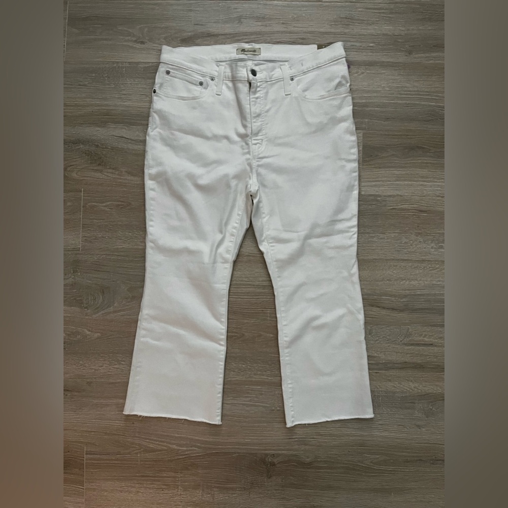 NWT Madewell Women’s Cali Demi-Boot Jeans in Pure White: Raw-Hem Edition 33P - Picture 3 of 11